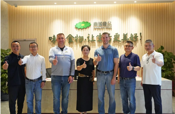 青蓮食品與派斯通簽約合作，打造浙江省最大的百萬無抗黑豬生產(chǎn)體系